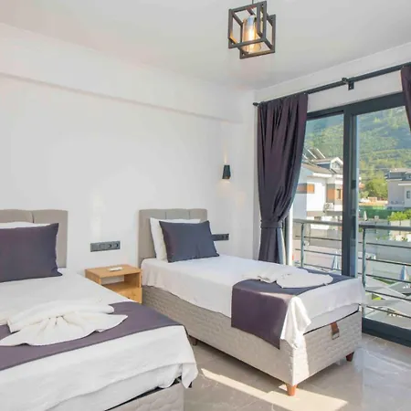 Bahar 3 Oludeniz Luxury * フェティエ