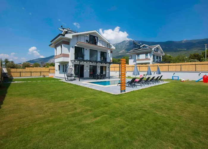 Bahar 3 Oludeniz Luxury Vilă